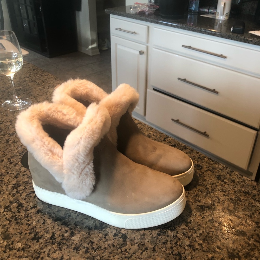 J Slides